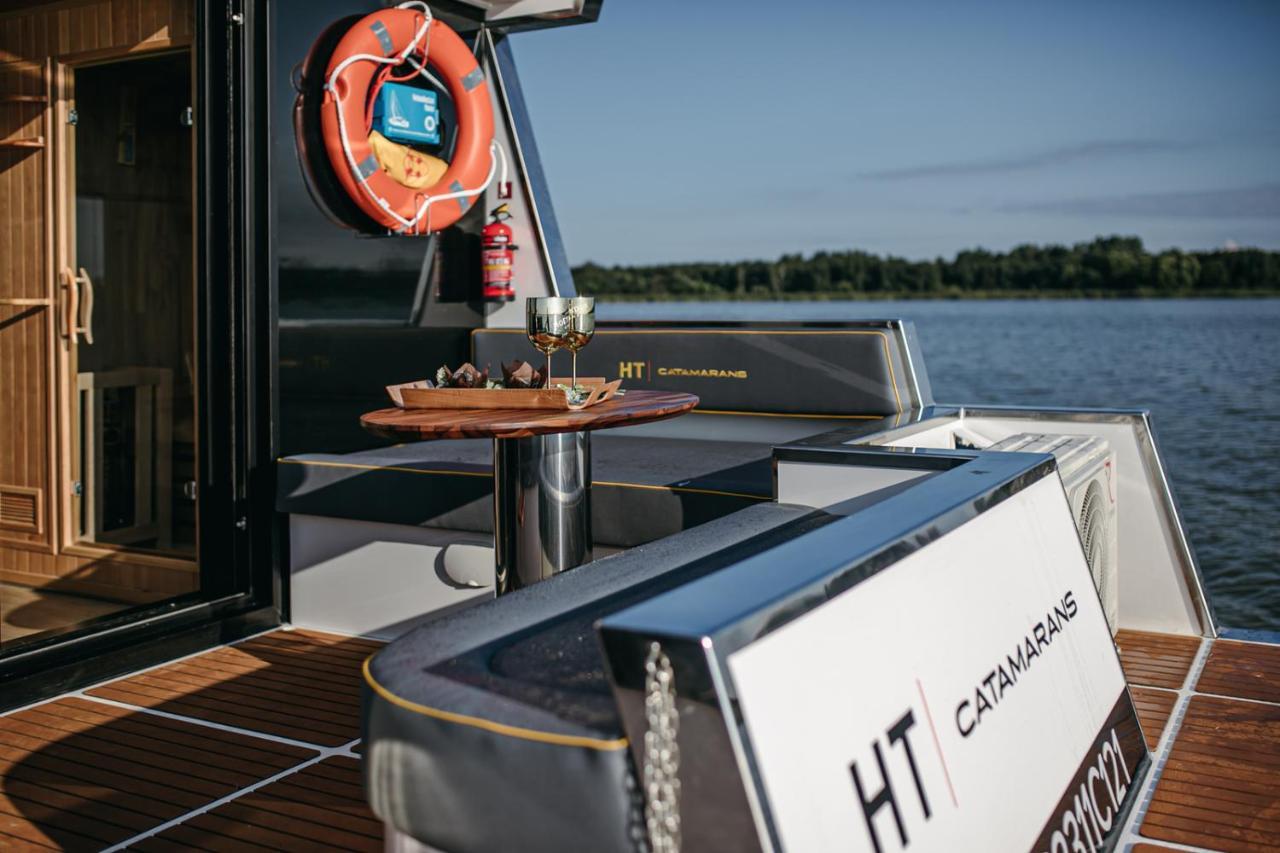 Myhouseboat 2 Hotell Mörbisch am See Eksteriør bilde